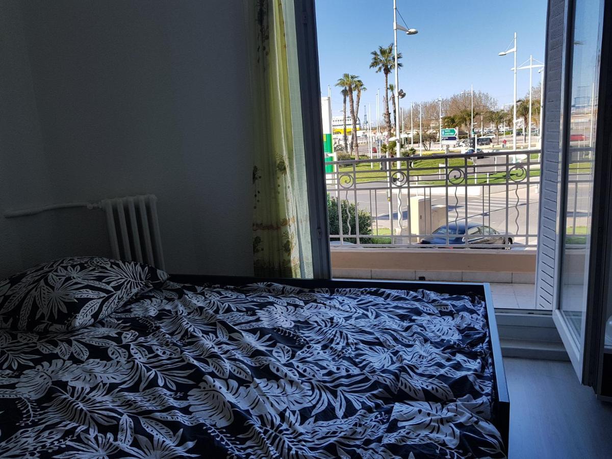 Studio With Sea View For 2 People Τουλόν Εξωτερικό φωτογραφία